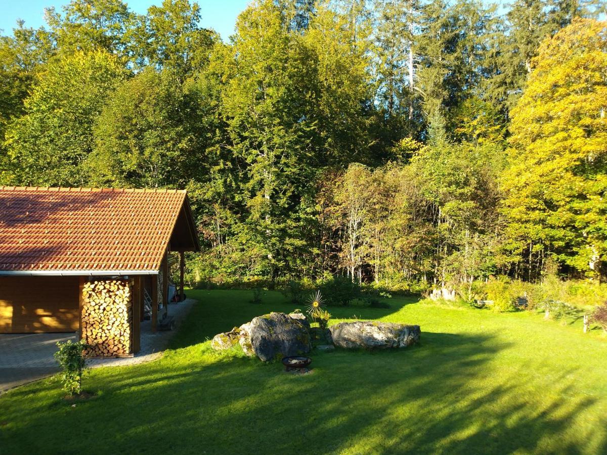 Hüttenzauber Ferienwohnung mitten im Nationalpark Lindberg Exterior foto